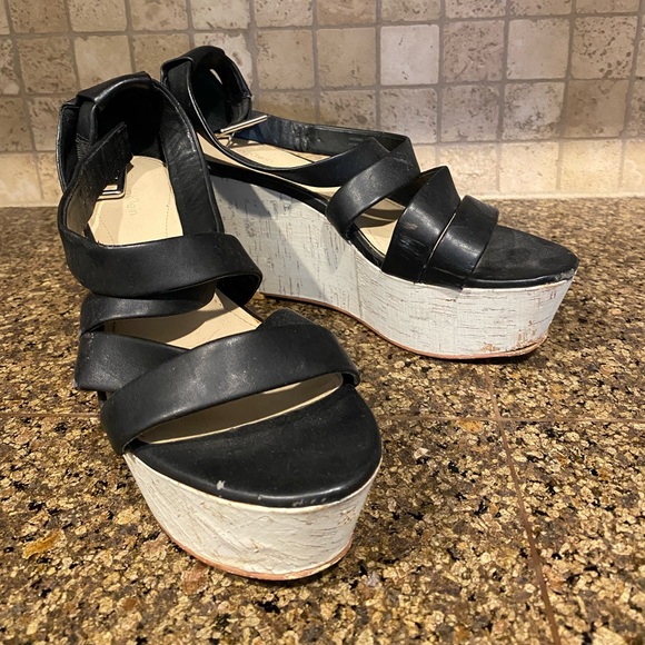 Calvin Klein wedges - Picture 1 of 2